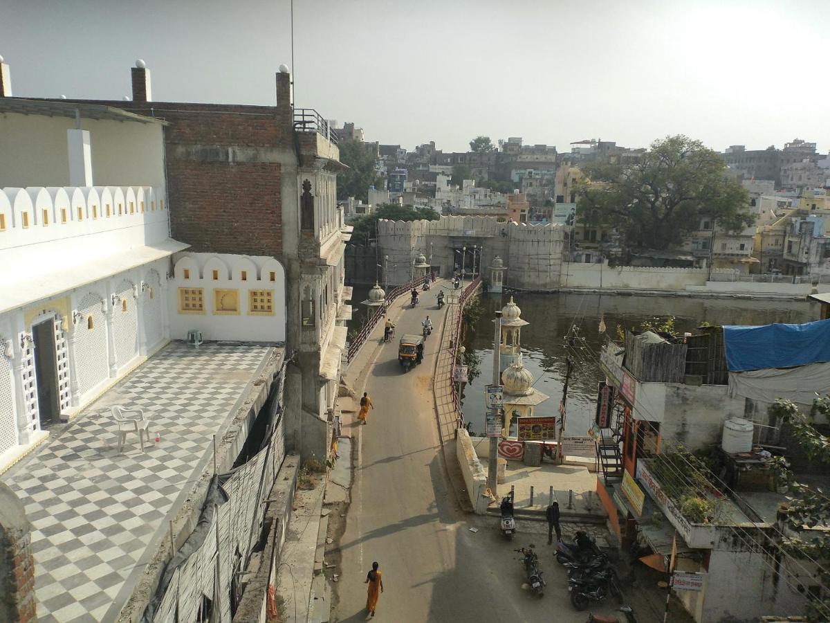 Boraj Haveli Guest House Udajpur Zewnętrze zdjęcie